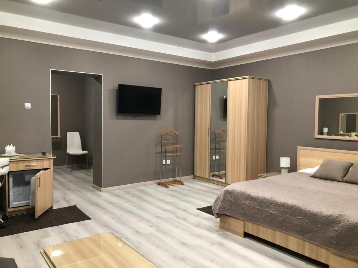 Mercury Hotel Harkov Kültér fotó