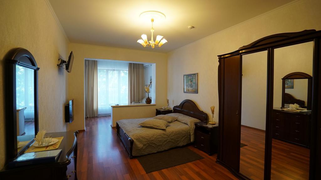 Mercury Hotel Harkov Kültér fotó