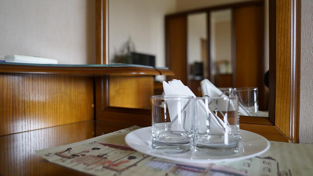 Mercury Hotel Harkov Kültér fotó